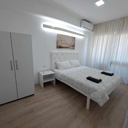 Apartment B&S สโกเปีย ภายนอก รูปภาพ